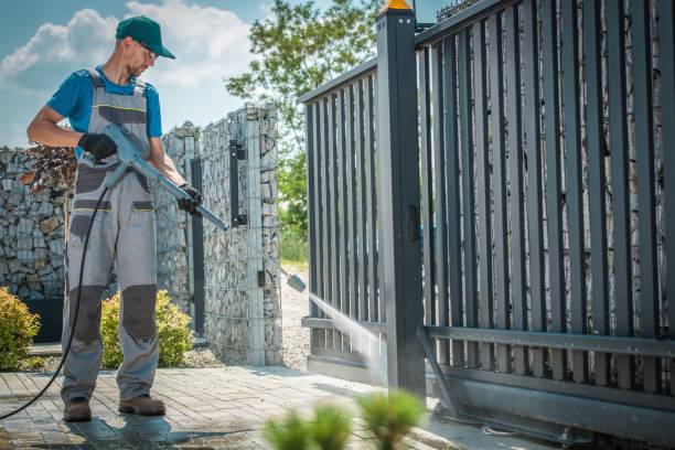 Best Animal Enclosure Cleaning  in Manti, UT